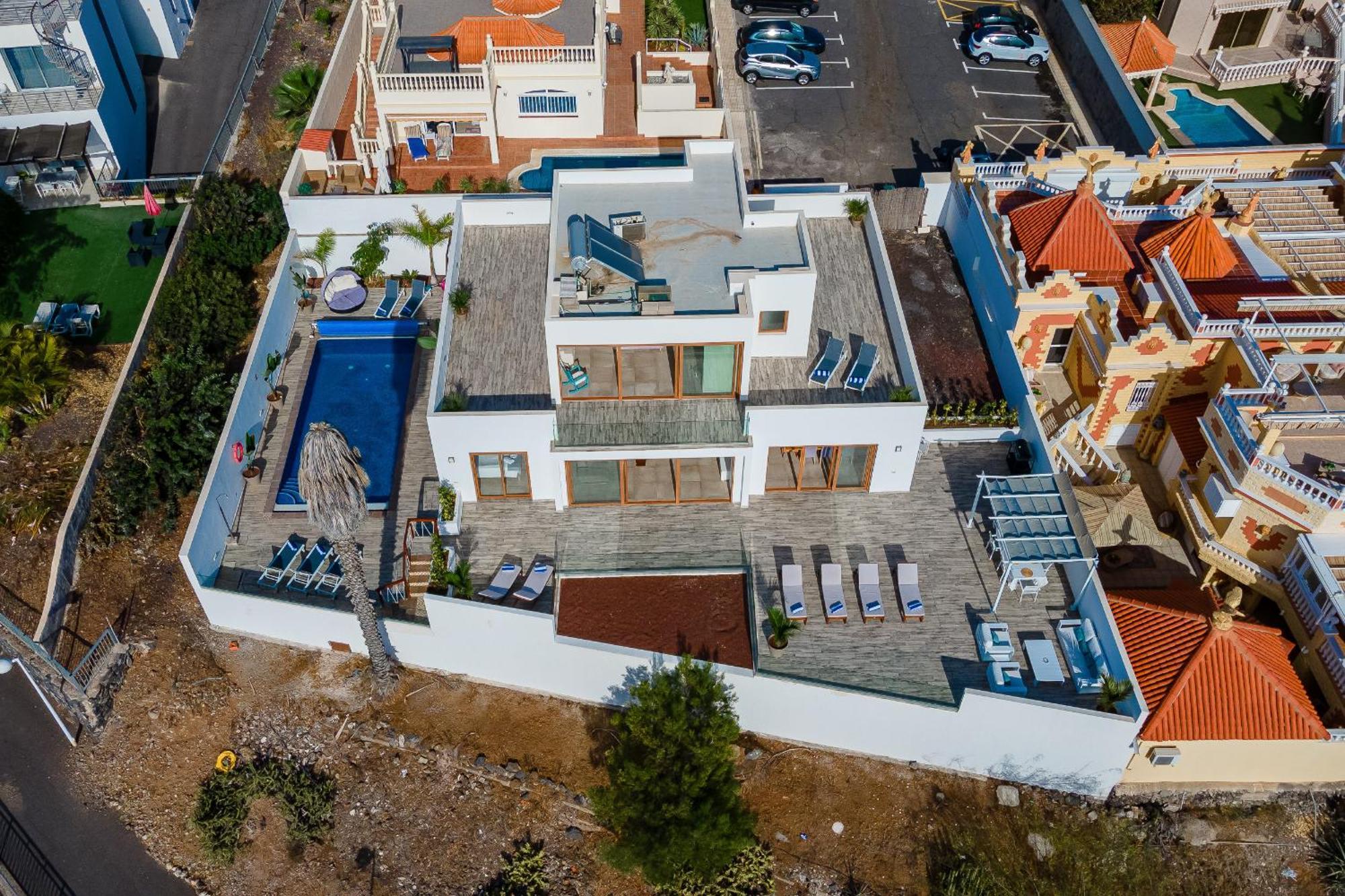 Fabulous Contemporary 5 Bedroom Villa With Private Heated Pool, Sleeps Max 13 Callao Salvaje Dış mekan fotoğraf
