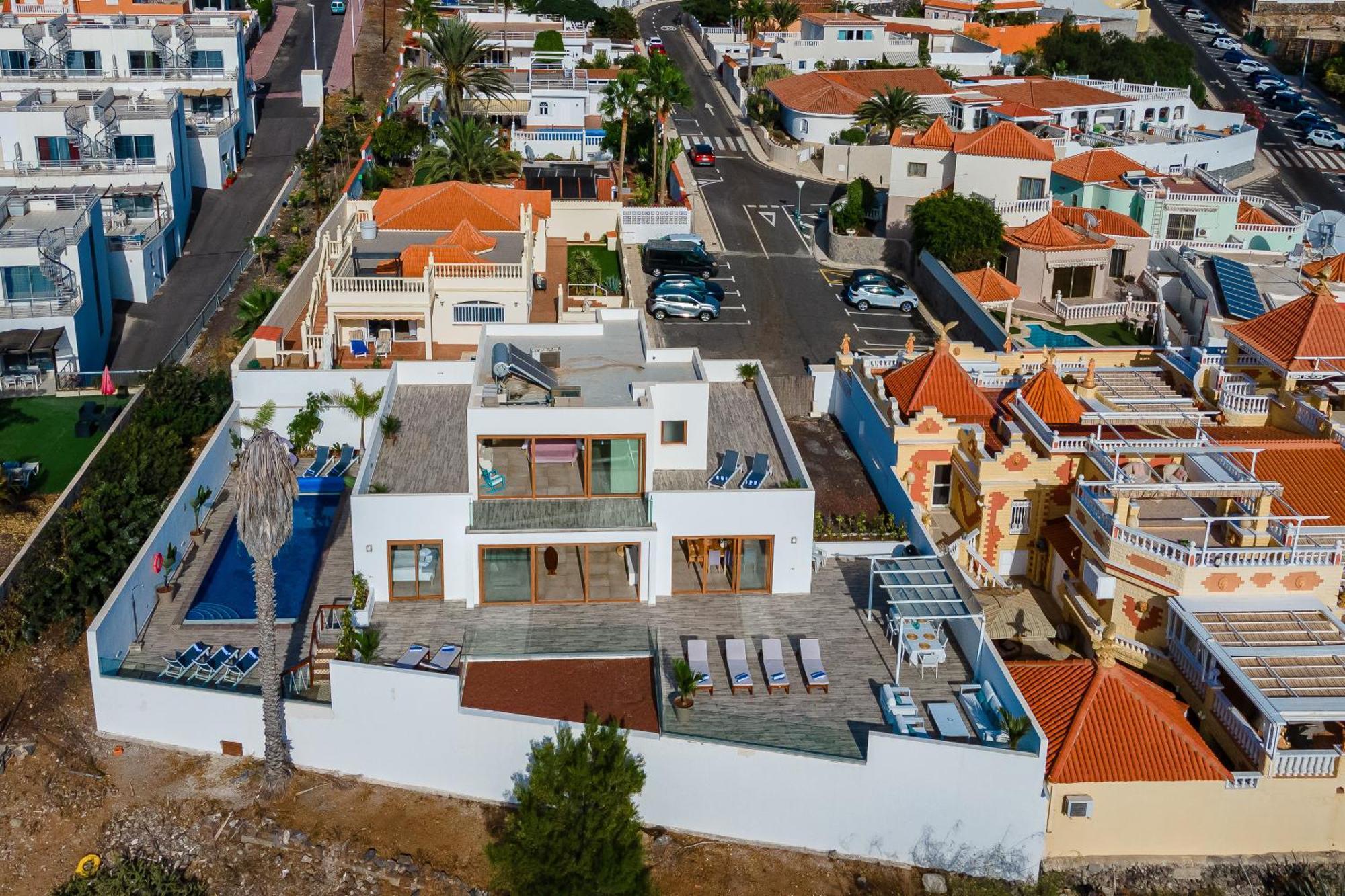 Fabulous Contemporary 5 Bedroom Villa With Private Heated Pool, Sleeps Max 13 Callao Salvaje Dış mekan fotoğraf