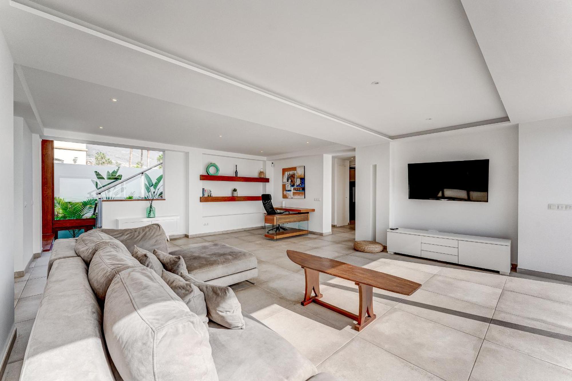 Fabulous Contemporary 5 Bedroom Villa With Private Heated Pool, Sleeps Max 13 Callao Salvaje Dış mekan fotoğraf
