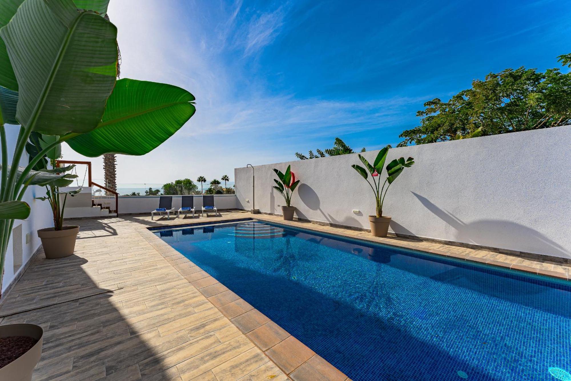 Fabulous Contemporary 5 Bedroom Villa With Private Heated Pool, Sleeps Max 13 Callao Salvaje Dış mekan fotoğraf